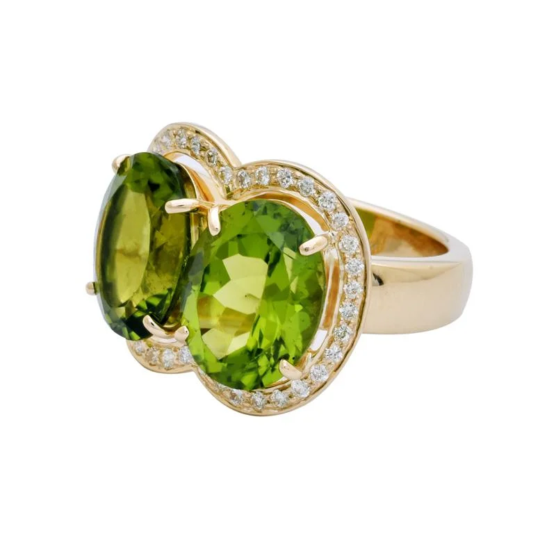 Ladies rings for friends -Ring- Peridot and Diamond  (2202C)