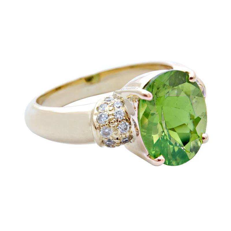 Ladies rings dainty look -Ring-Peridot and Diamond  (1766N)