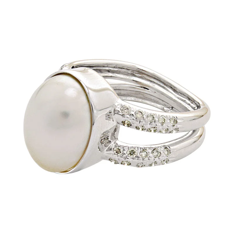 Ladies rings for movie nights -Ring-South Sea Pearl and Diamond