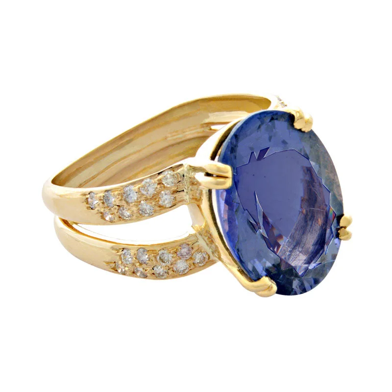 Ladies rings for meetups -Ring-Iolite and Diamond