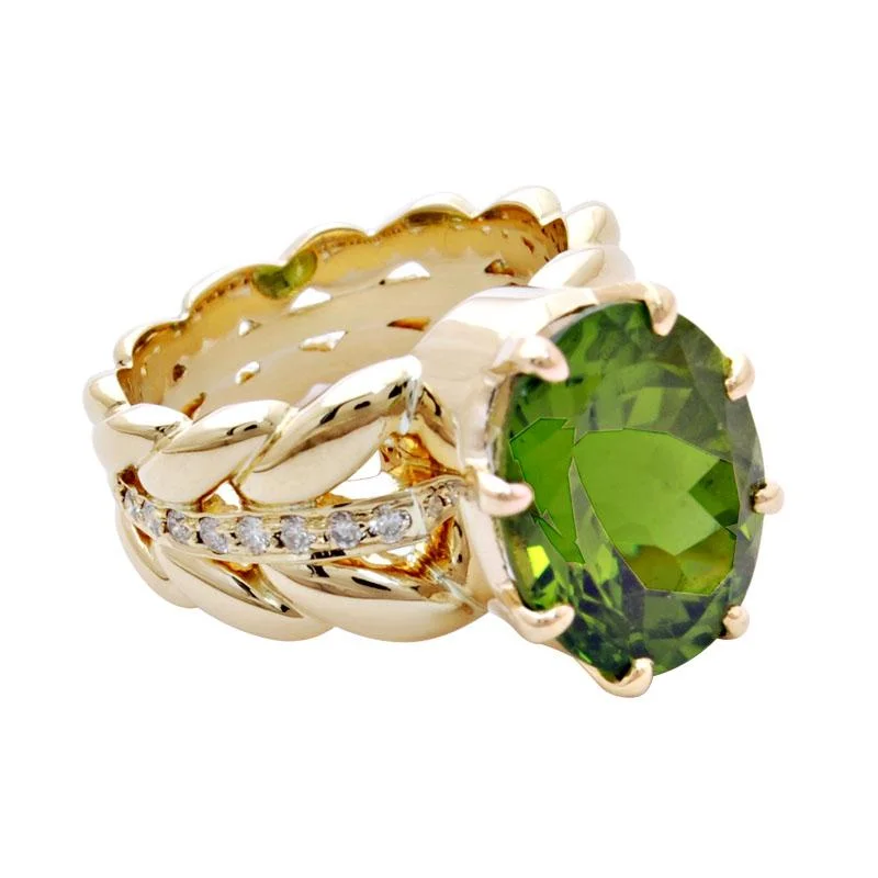 Ladies rings artisan crafted -Ring-Peridot and Diamond  (1795I)