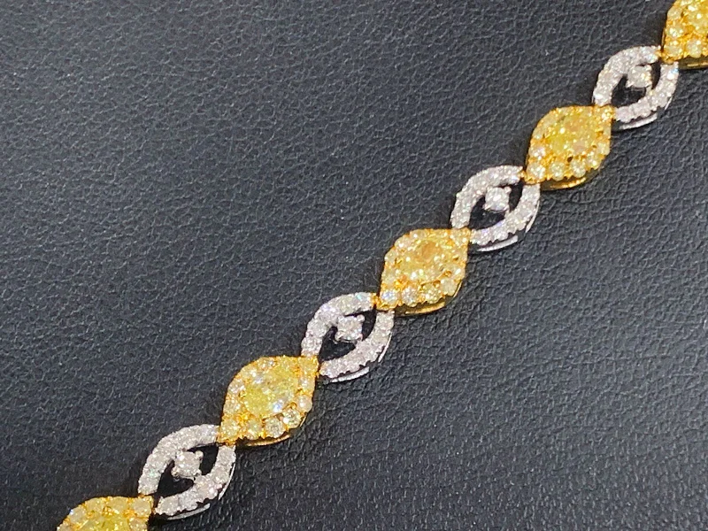 ladies-diamond-heart-bracelets-14k Gold Yellow Diamond Bracelet